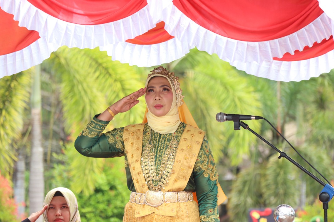 Ibu Pj Bupati Fitriany Farhas